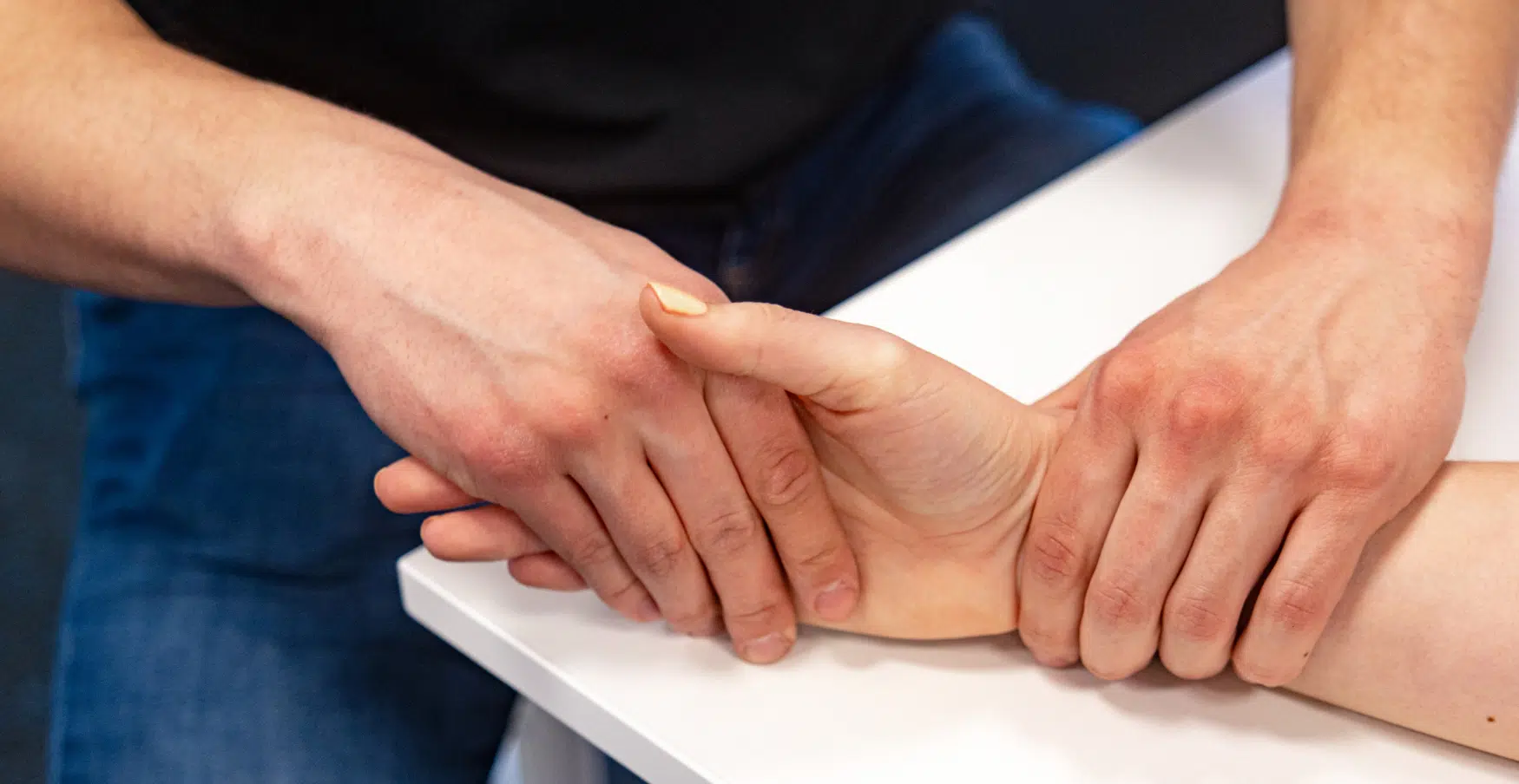 Rééducation de la main Rééducation de la main